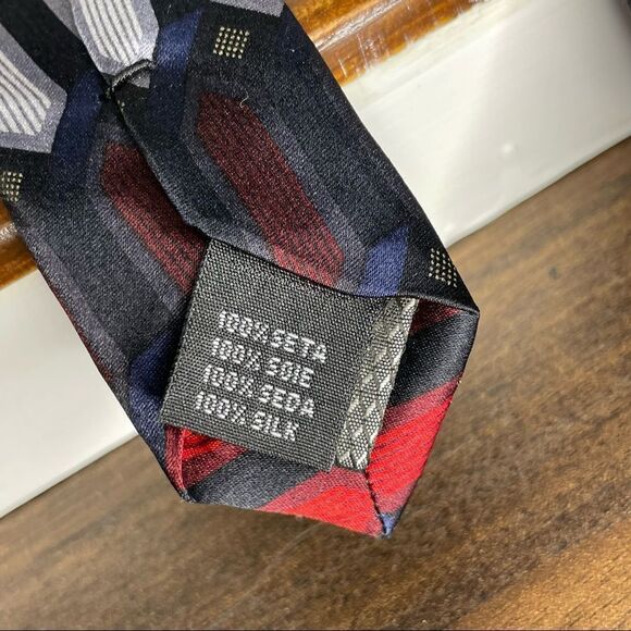 Alexander Julian Colours Silk Tie Red White Silver Black Blue - Picture 3 of 8